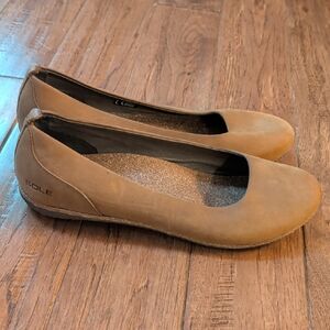 Sole ReCork Women's Tan Flats
